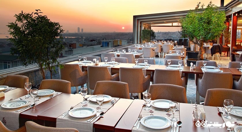 نمای بار هیل هتل دارک هیل